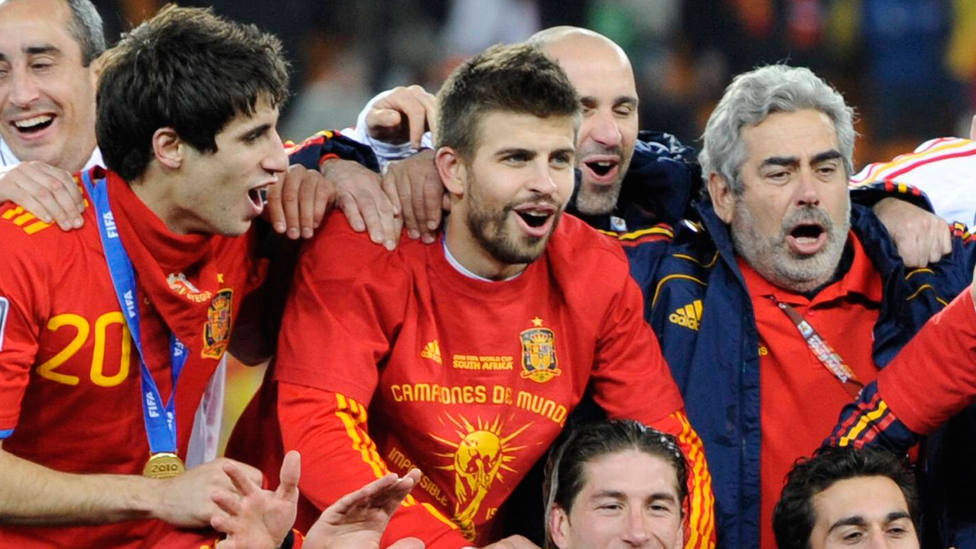 Gerard Piqué celebra el Mundial de Sudáfrica con la Selección Española en 2010. CORDONPRESS