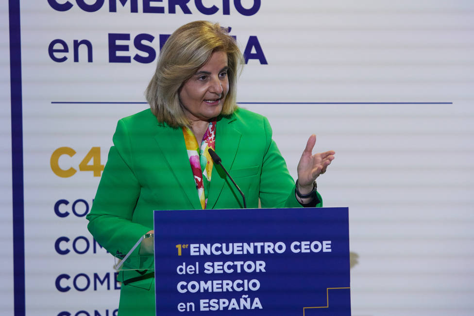 Fátima Báñez, exministra de Trabajo del PP, se alinea con Arrimadas respecto a su apoyo a la reforma laboral