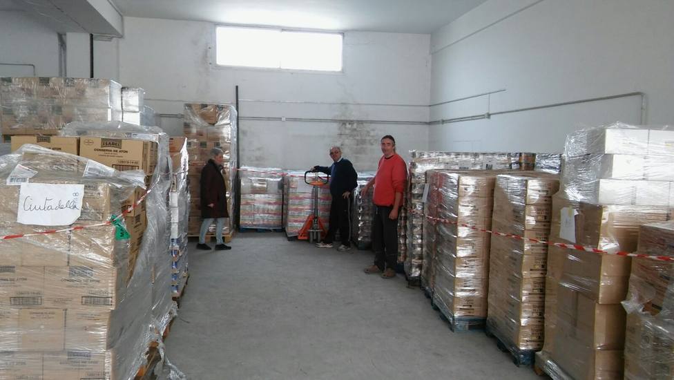 El servicios de alimentos de las parroquias de Menorca no cierran