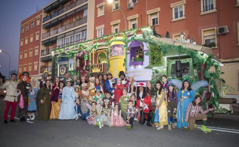 El Carnaval de Badajoz continúa este sábado con el Desfile de artefactos y la Gran pasarela Falcap