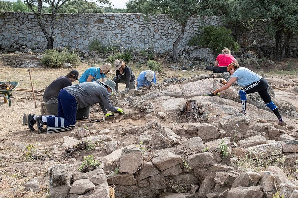 Jornada de Puertas Abiertas en el yacimiento arqueológico La Cabilda de Hoyo de Manzanares