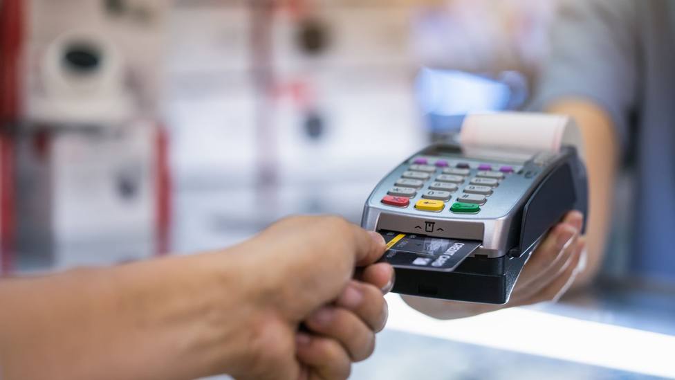 ¿Quiere copia?: El gran error que cometes al rechazar el ticket de tu compra con tarjeta de crédito