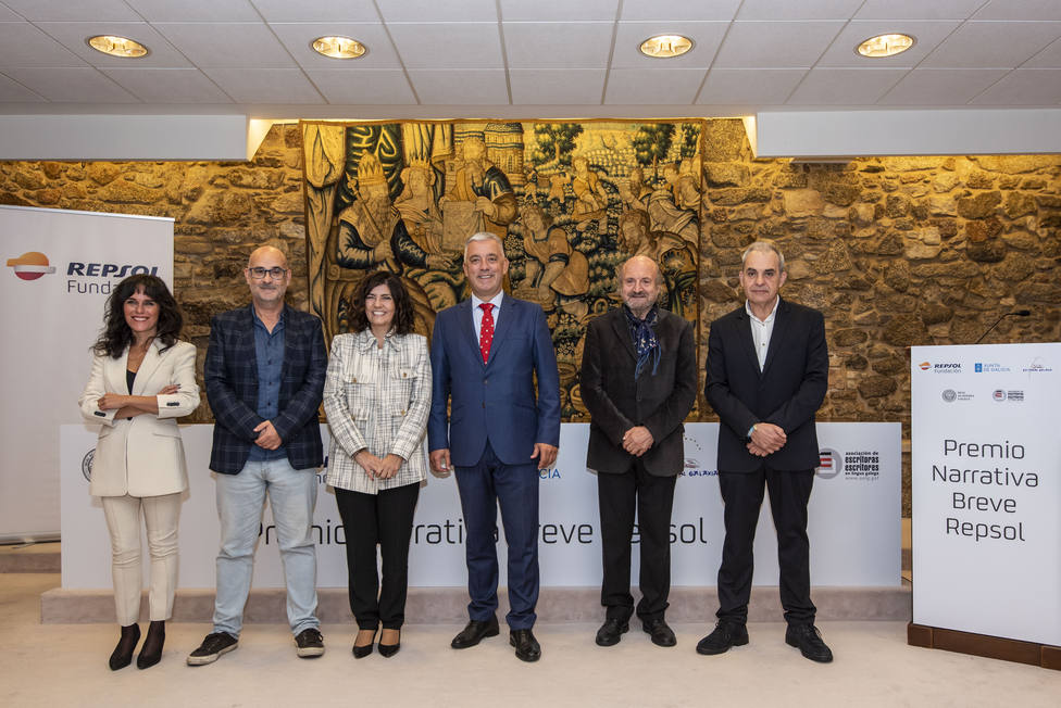 O escritor e xornalista Alberto Ramos gaña a XVI edición do Premio Narrativa Breve Repsol en lingua galega, que conta co apoio da Xunta