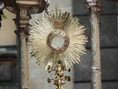 ctv-lic-eucharist-5203203 1920