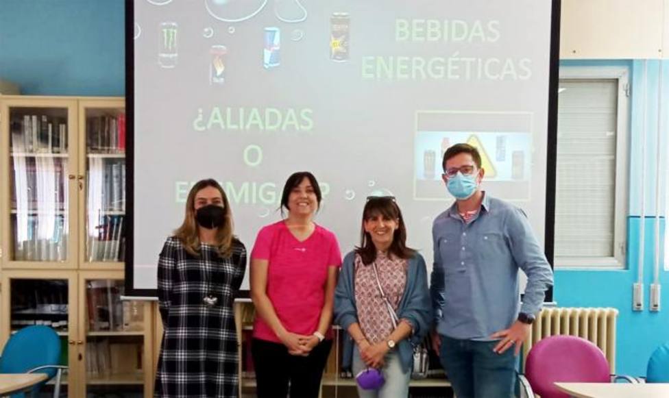 La Gerencia de Villarrobledo imparte charlas para advertir a los jóvenes de los peligros que tiene para la salud el consumo de bebidas energéticas