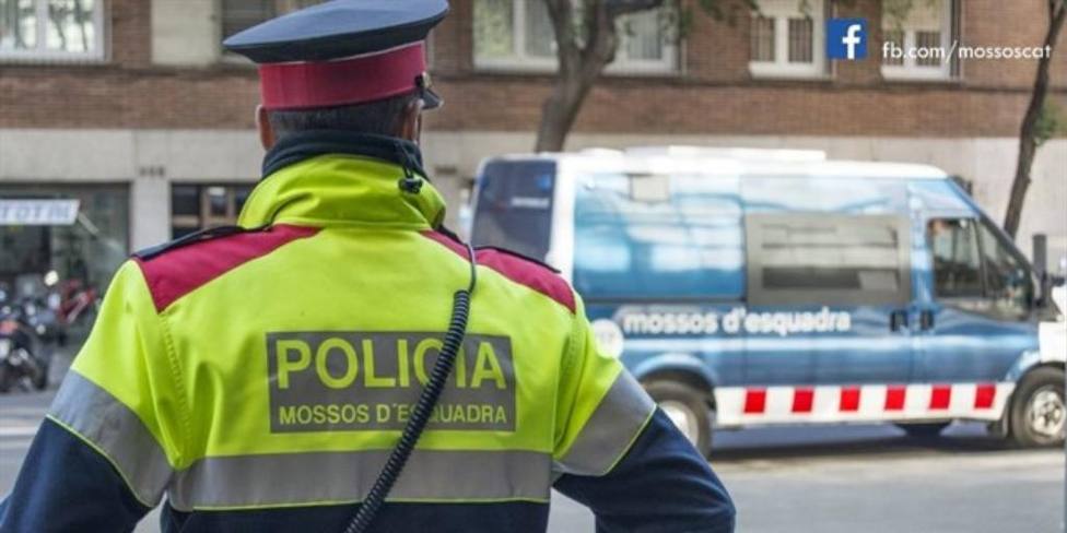 Pillan a una agente de los Mossos llevándose ropa valorada en más de 500 euros en el Hipercor de Girona