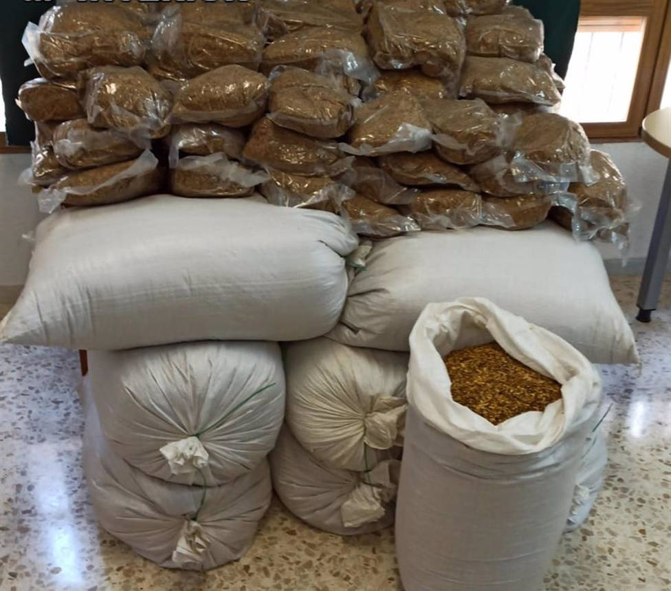 Detenido en Espera transportando 190 kilos de picadura de tabaco a granel para su venta ilegal