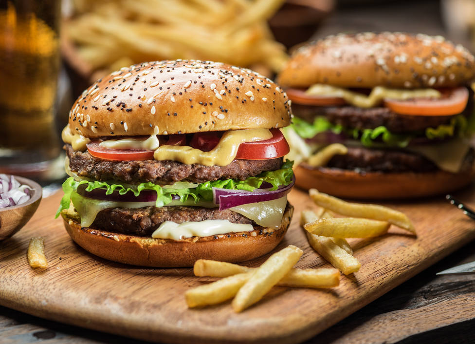 Esta encuesta revela cuál es la mejor hamburguesa de todas las cadenas de comida rápida del mundo