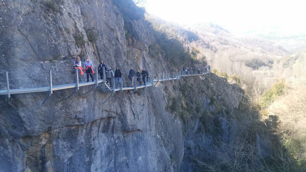 Panticosa abre al público sus impresionantes nuevas pasarelas sobre el