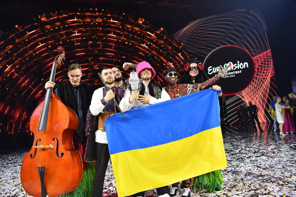 El comentarista de Ucrania se hace viral por el lugar desde donde narra la victoria de su país en Eurovisión