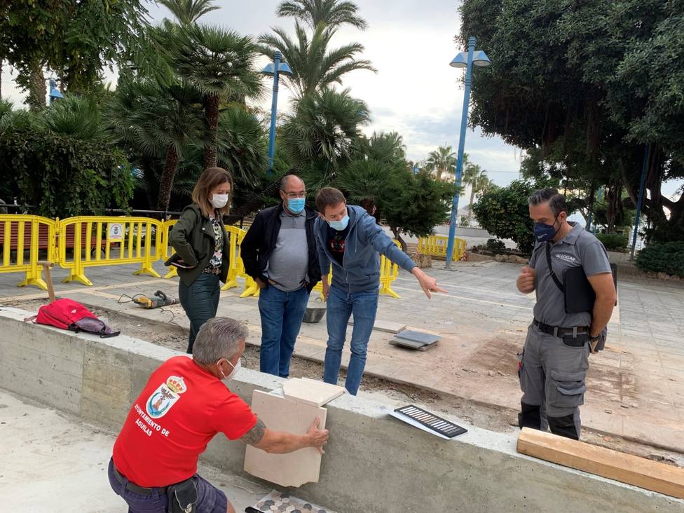 La plaza Alfonso Escámez renueva su fuente - Águilas - COPE