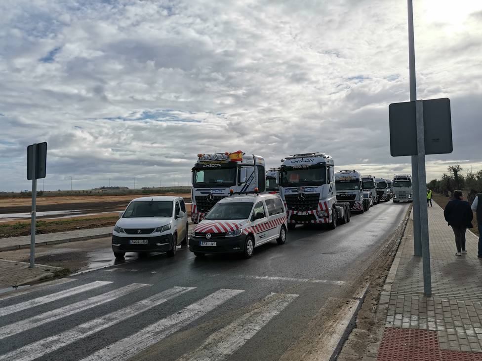Rafael, transportista de Sevilla: Mientras no nos den una solución seguiremos con los paros