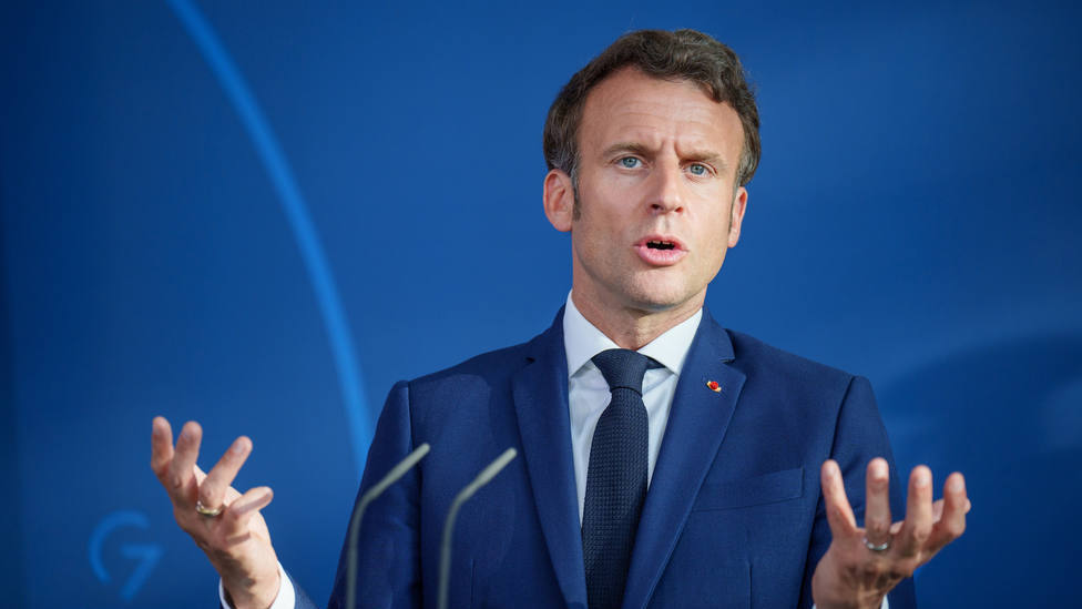 Macron valora una posible mayoría amplia y clara de cara a la composición de Asamblea Nacional