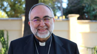 Jesús Sanz, arzobispo de Oviedo, será intervenido el próximo lunes para  extirparle un quiste en un riñón - Iglesia Española - COPE