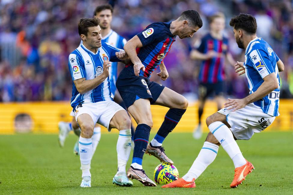 El Espanyol impugna el partido ante el Barcelona por alineación indebida de Lewandowski - LaLiga Sports - COPE