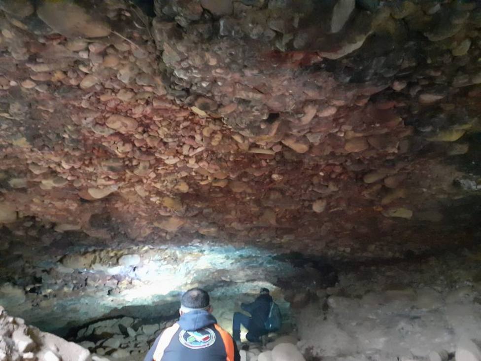 Investigadores del Instituto de Estudios Cabreireses (IEC) descubren en el municipio de Puente de Domingo Flórez (León) una gran mina de oro subterránea romana