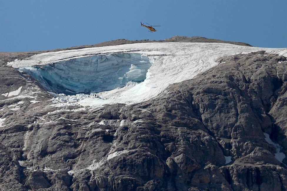 Aumentan a nueve los muertos por el desprendimiento de un glaciar en los Alpes italianos