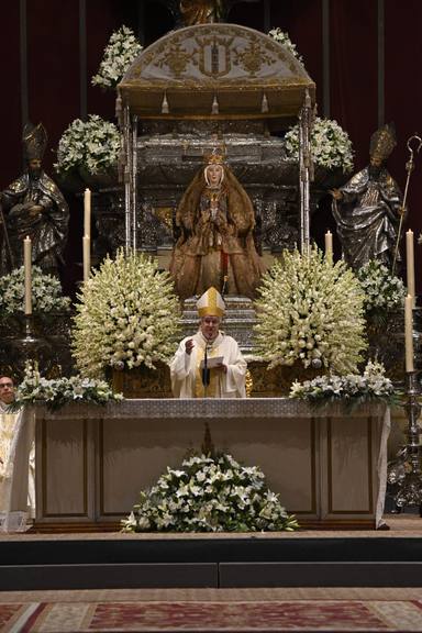 Sevilla Virgen de los Reyes Foto Miguel A. Osuna