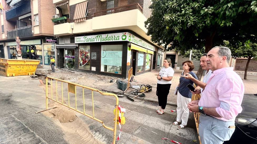El Ayuntamiento ejecuta las obras para la mejora de la accesibilidad en la calle Platero Pedro de Bares