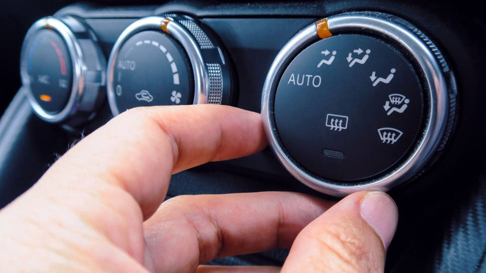 Desde entrega caos Estos son los riesgos al volante si el aire acondicionado de tu coche no  enfría lo suficiente - Vivir - COPE