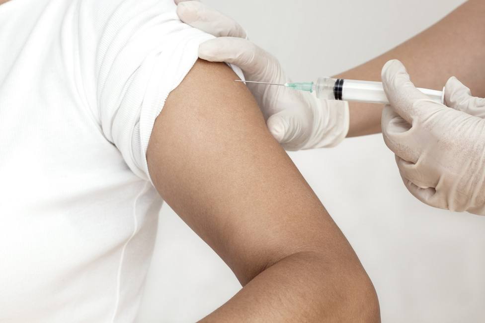 El Sergas quiere empezar a vacunar a los niños el día 13 de diciembre