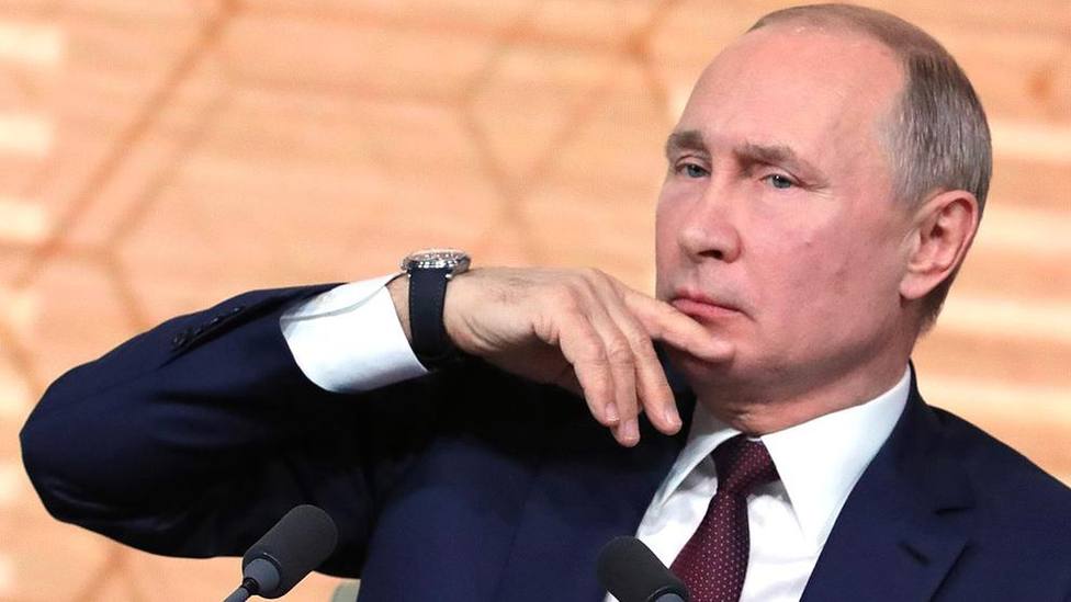 Putin allana el camino para seguir en el Kremlin hasta 2036