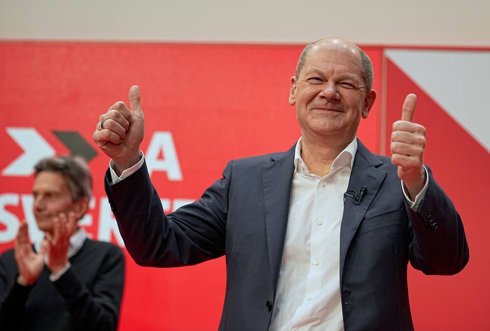 El FDP ratifica el acuerdo de la coalición semáforo que gobernará Alemania