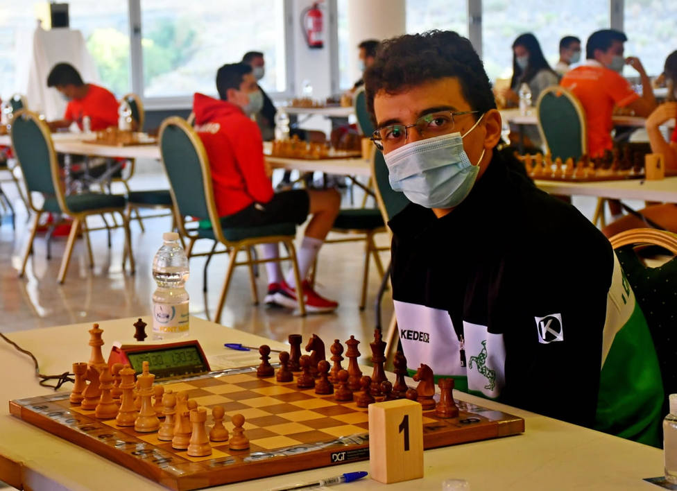 El maestro internacional de ajedrez Alex Garrido dará una exhibición de simultáneas este domingo en Mérida