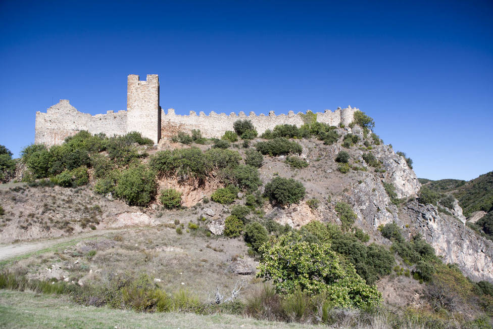 El Castillo de Cornatel y su tesoro escondido