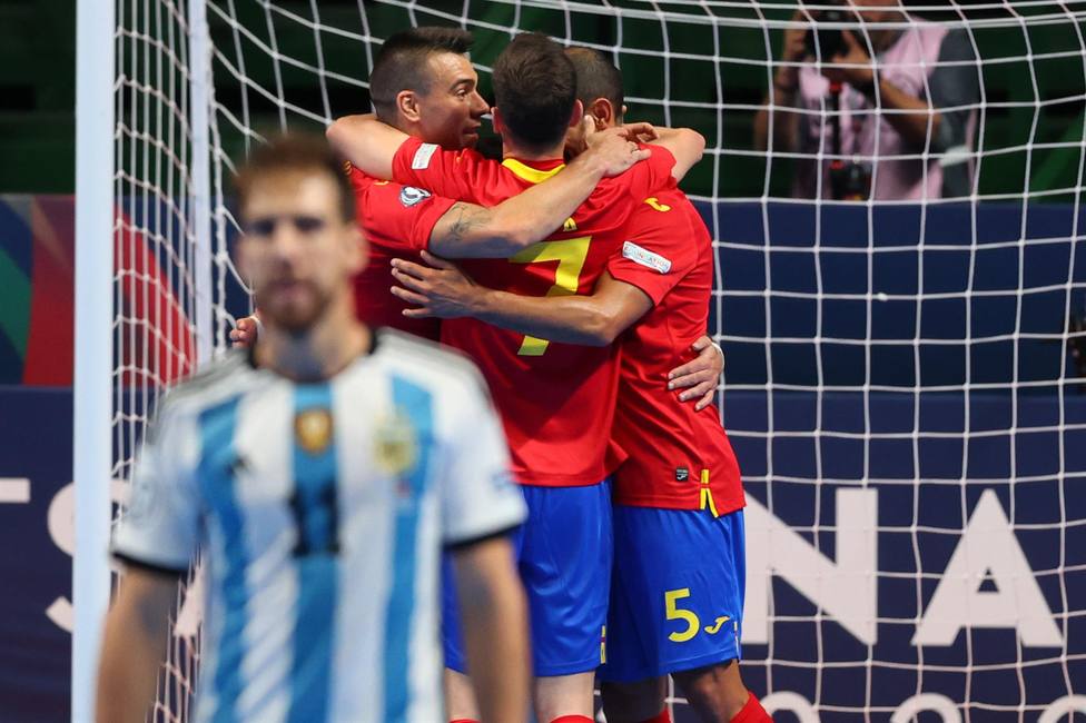 Espanha vence Argentina e enfrenta Portugal na final – Futsal