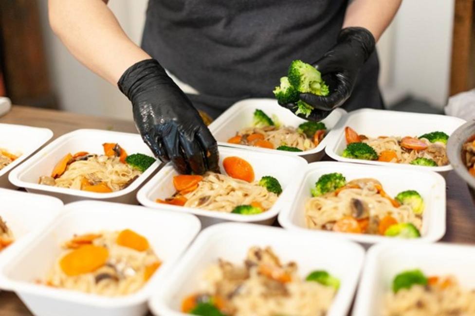 La ONG Million Dollar Vegan reparte un millón de comidas para concienciar sobre el cambio climático
