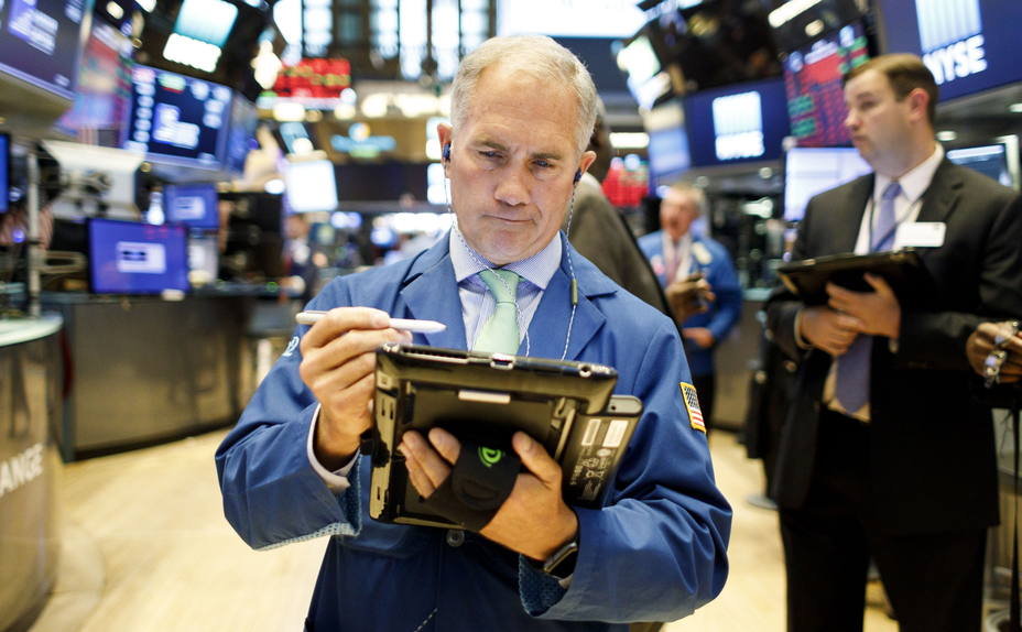Wall Street cierra con pérdidas y el Dow Jones baja un 0,88 %
