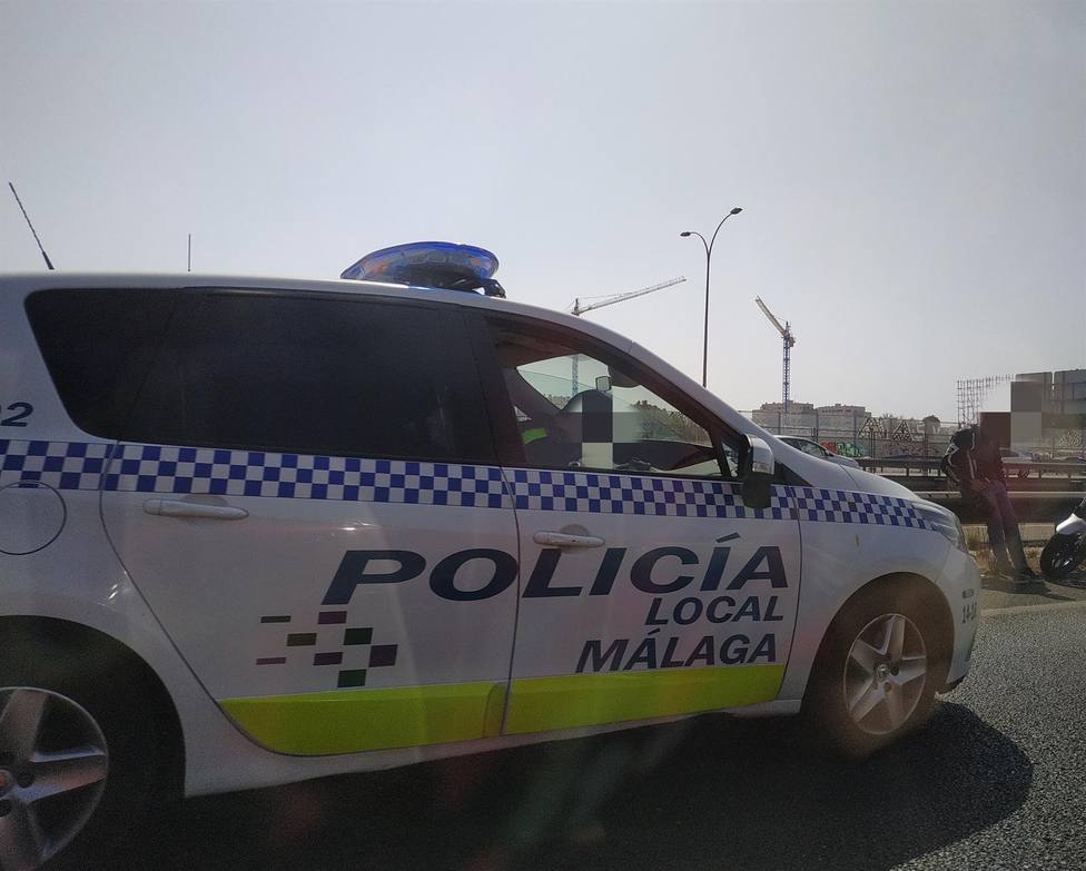 Imagen de un coche patrulla de la Policía Local de Málaga.