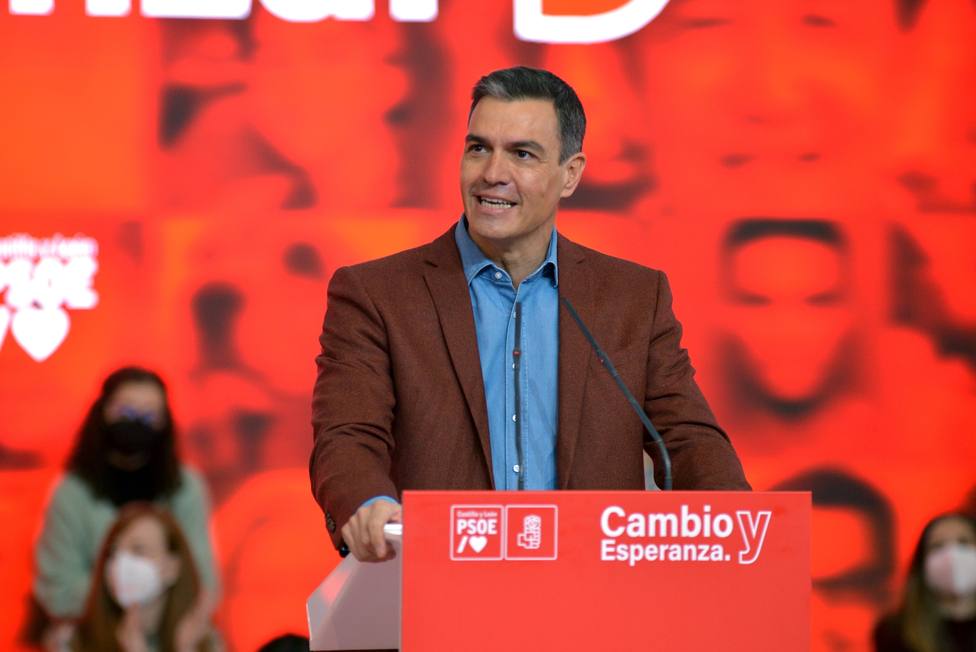 El temor al desgaste de Sánchez por su implicación en el 13-F sobrevuela el PSOE