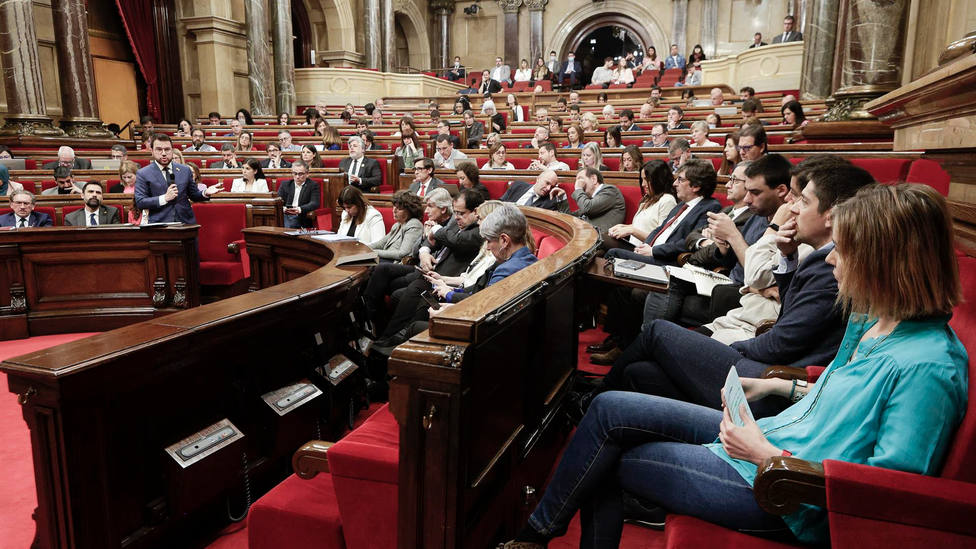 PSC, ERC, JxCat y ECP alcanzan un acuerdo para preservar la inmersión lingüística en Cataluña