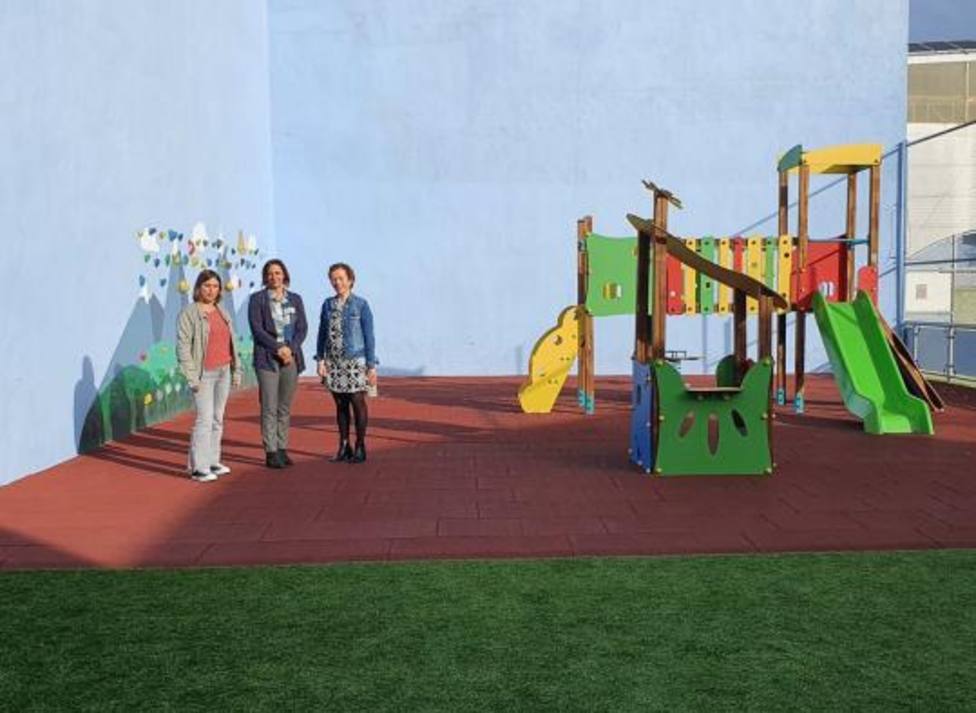 El Gobierno regional destina más de 30.000 euros a la mejora y adecuación del colegio público de Casas de Fernando Alonso