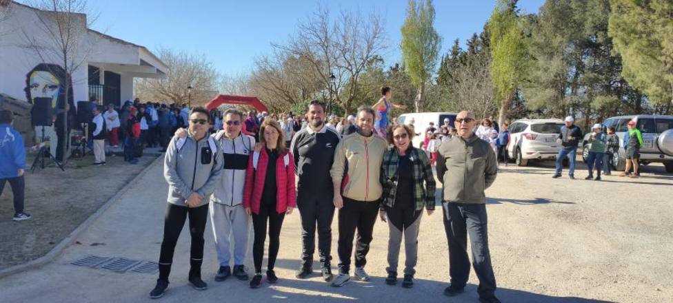 Mota del Cuervo reúne a más de senderistas en la ruta los '7000PasosX' por un estilo de vida saludable - Castilla-La Mancha - COPE