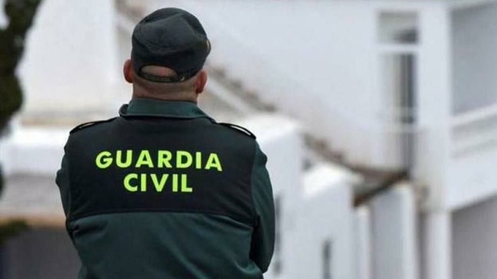 Varios menores pegan brutalmente a una niña en Palma porque su padre es guardia civil