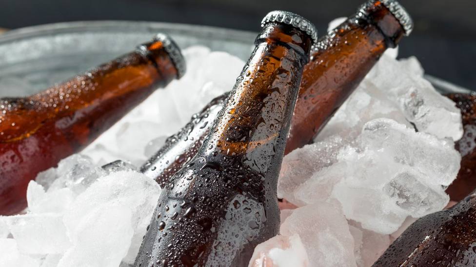 Ola de calor: enfría una cerveza en tiempo récord sin meterla en el congelador