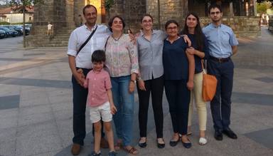 10de10. Guille y Pilar, la familia feliz que ha tenido que luchar contra el  coronavirus con fe - Iglesia Española - COPE