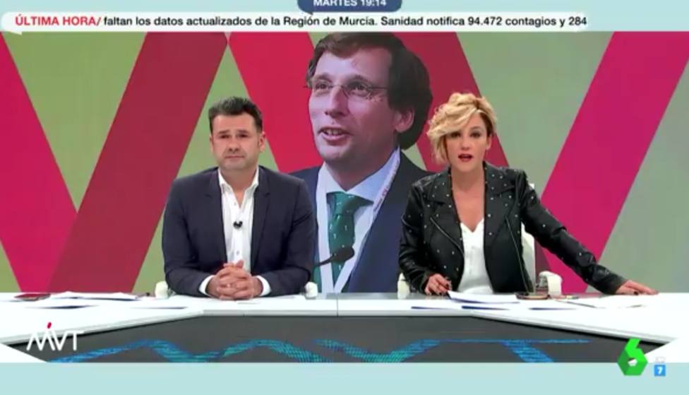 Cristina Pardo se indigna y sale en defensa de Almeida en pleno directo de Más vale tarde: Lamentable