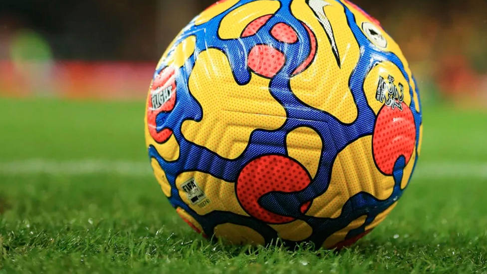 Credencial ordenar Ninguna Se suspenden los primeros partidos del 'Boxing Day' en Inglaterra por el  coronavirus - Fútbol Internacional - COPE