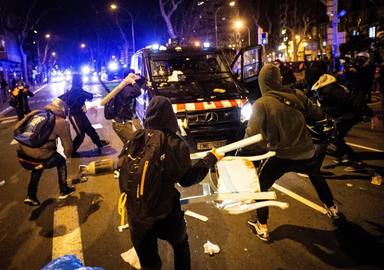 Nueva noche de tensión en Madrid y Barcelona tras las protestas a favor de Pablo Hasél