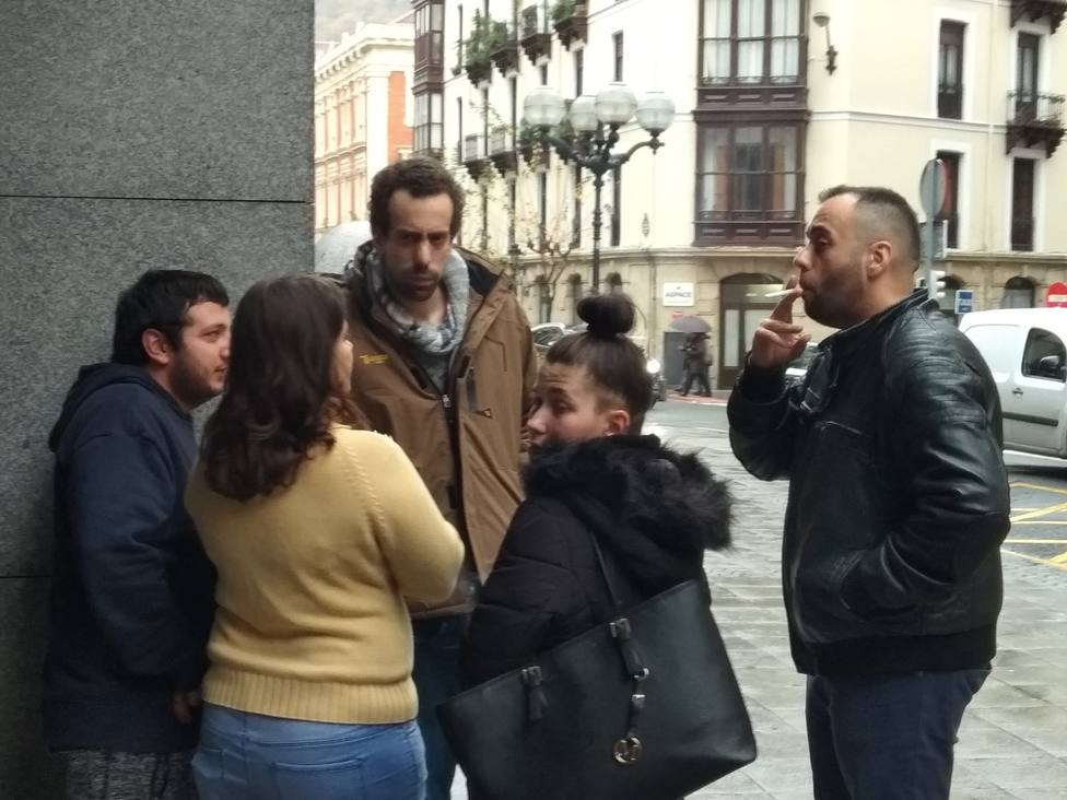 La acusada de matar a su hija en Bilbao mantiene su versión de que lo hizo obligada por una tercera persona