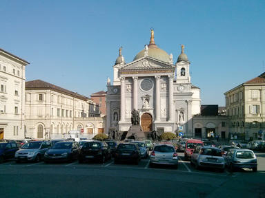 Basílica de María Auxiliadora en Valdocco (Turín, Italia)
