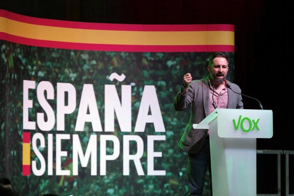Abascal comienza la campaña con un llamamiento a todos los españoles sin etiquetas ante la emergencia nacional