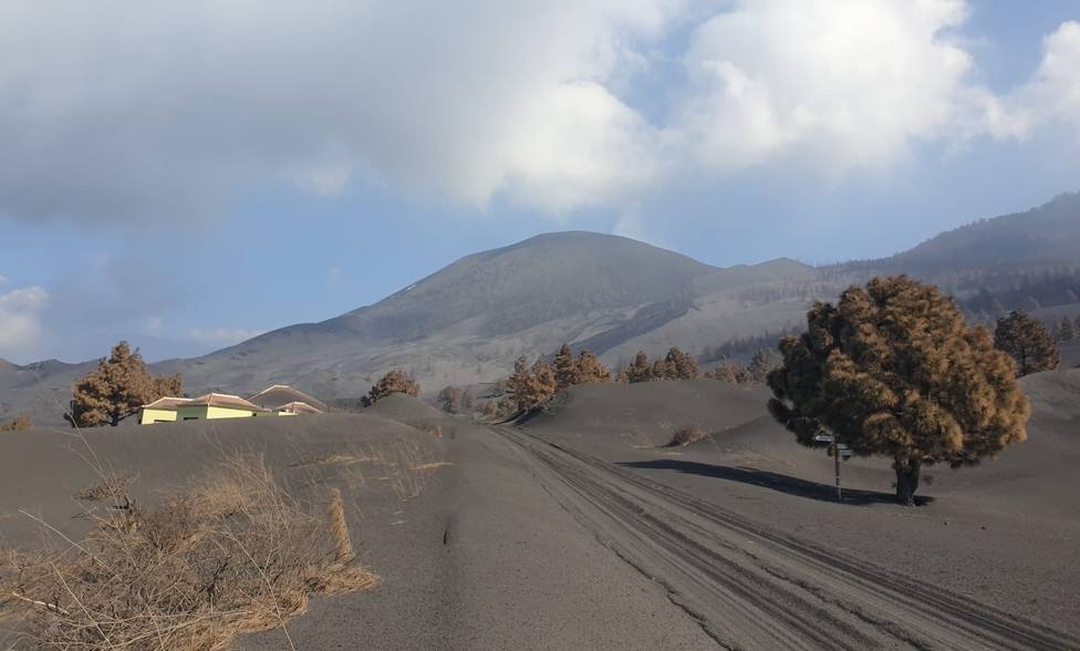 El volcán de Cumbre Vieja sigue provocando problemas de partículas en el aire
