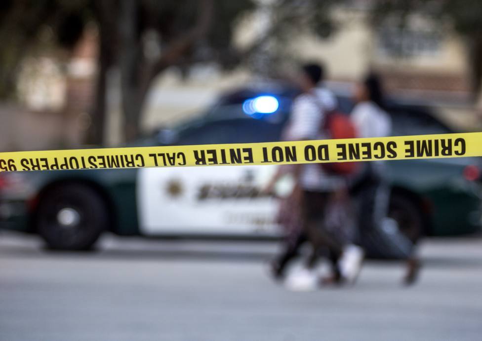 Arrestado un estudiante con dos rifles a las afueras de un instituto en Texas