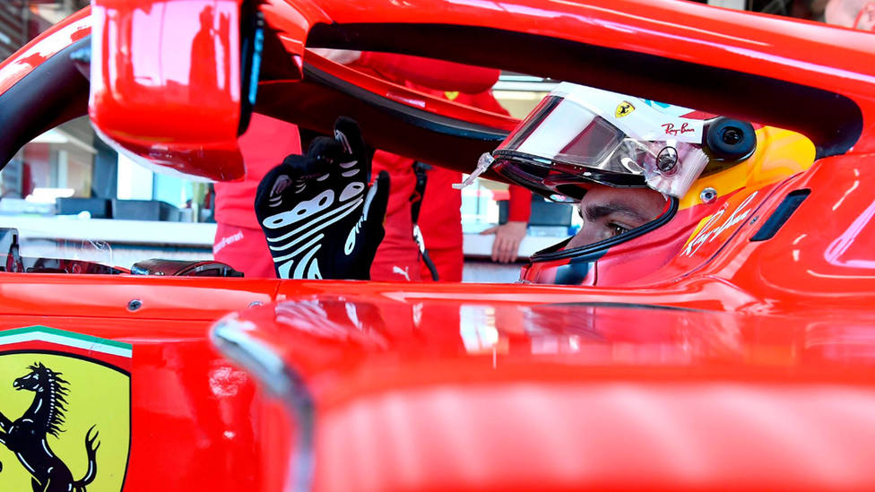 Carlos Sainz, a los mandos del SF71H de Ferrari (Twitter @ScuderiaFerrari)