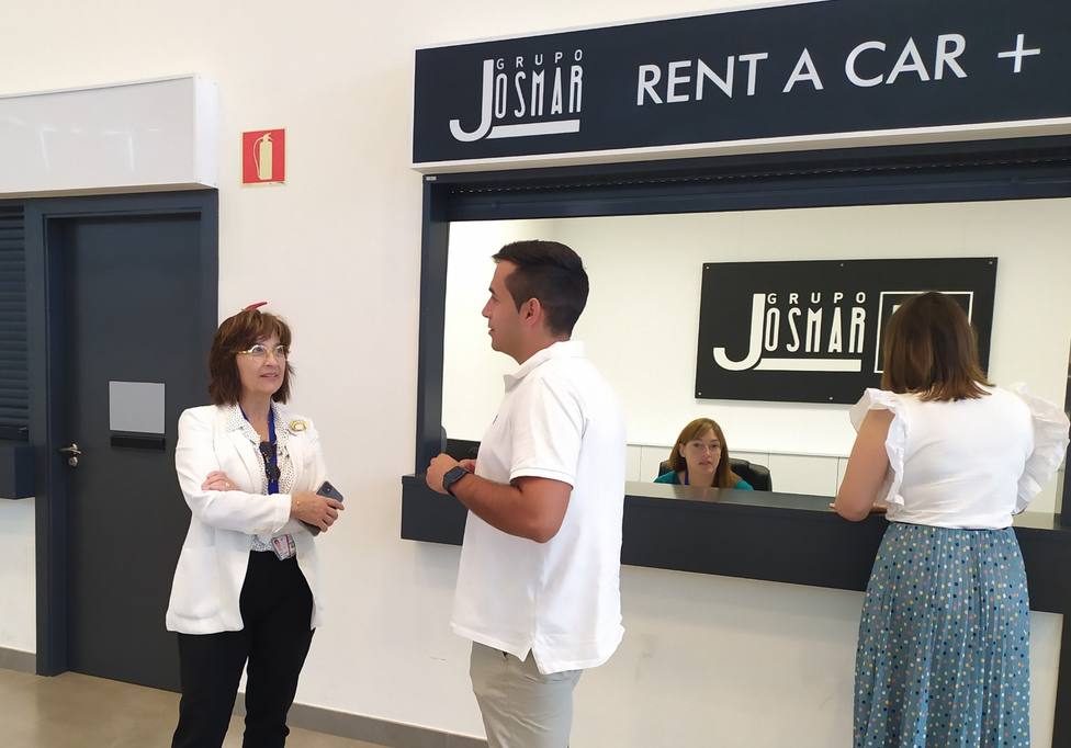 El aeropuerto de Castelló refuerza sus servicios con la un segundo establecimiento de alquiler de coches